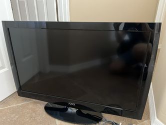Vizio 40 Inch TV