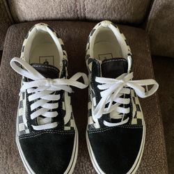 Vans shoes size 4.5 for men 6 in women's