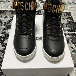 Moschino High Top Sneaker Mens Size 7 Eu 37