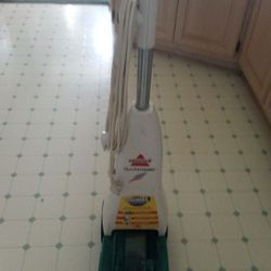 Bissell 1950-W Carpet Cleaner 