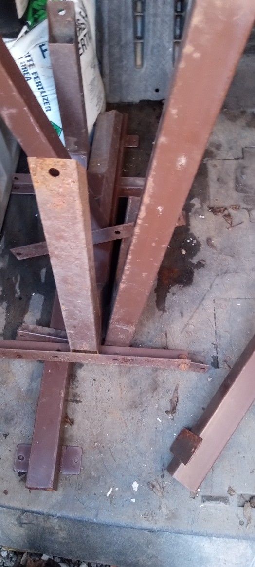 Iron Shelving Brackets