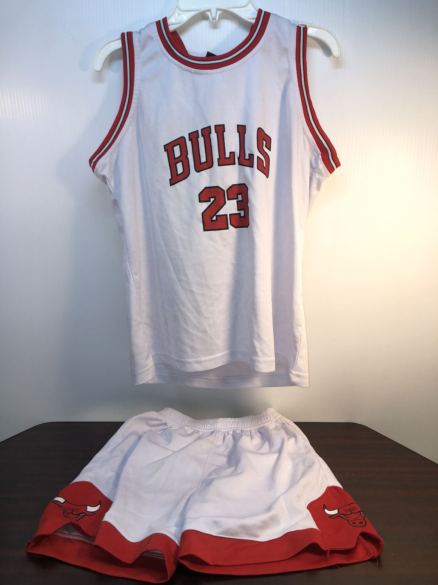 KIDS XL Jordan 23 Chicago Bulls Jersey And Shorts