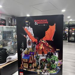Brand new 21348 LEGO Ideas Dungeons & Dragons Red Dragon's Tale (under retail)