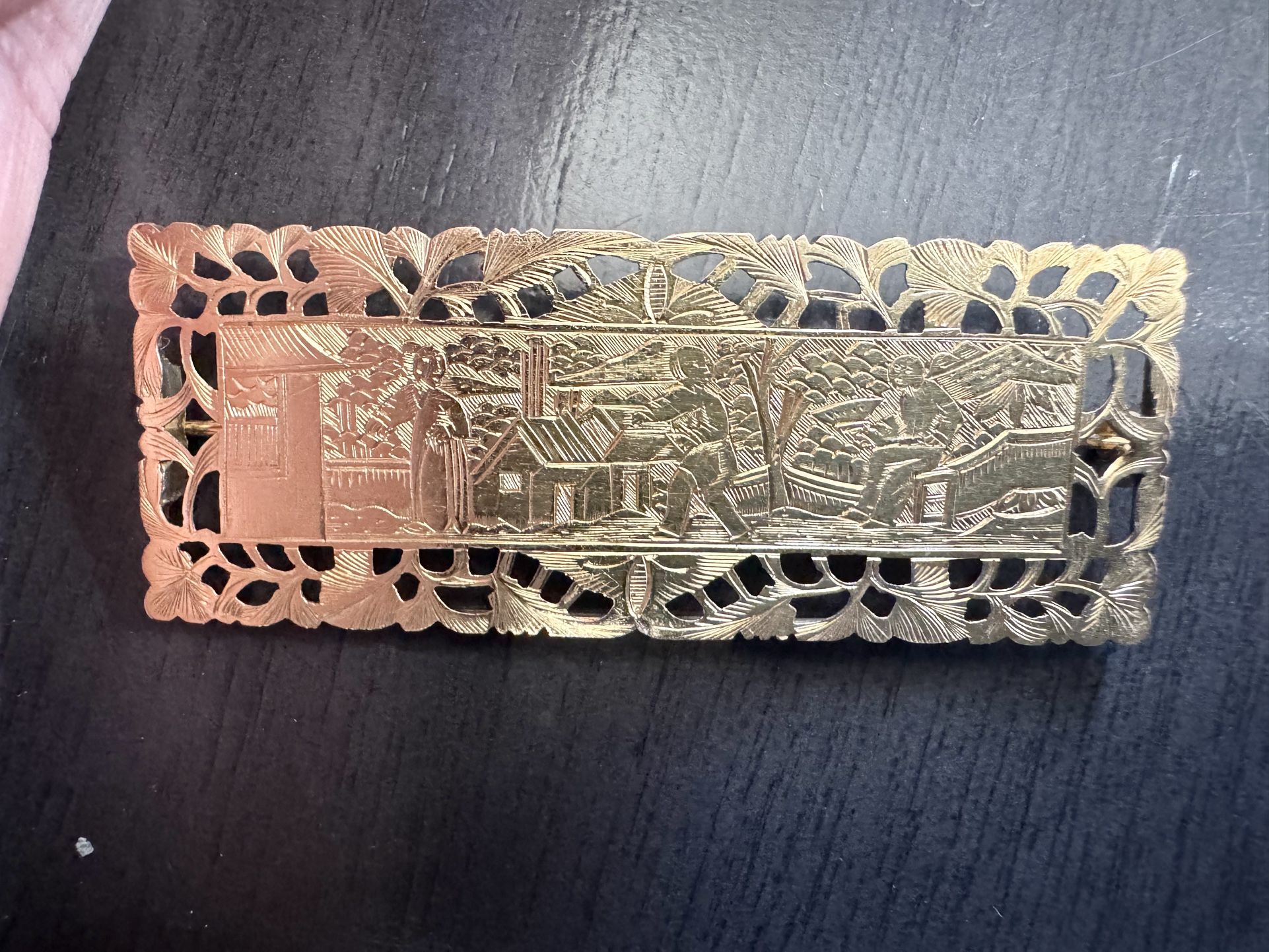 14k Solid Gold Chinese Gaming Chip Brooch 8.6 Grams