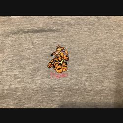 Vintage Pooh Tigger Embroidered T-shirt Size XL