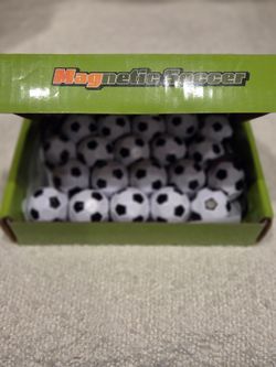 Magnetic soccer board game