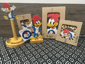 Woody Woodpecker figures 
