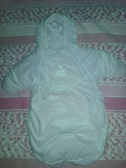 0-9 months pink!!! Like new!!!