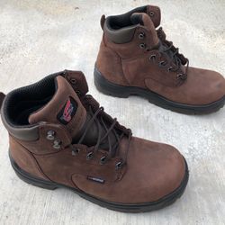 Red Wings Work Boots King Toe Style 2243 Mens 6in Safety Toe Boot. Size 8 . We’re bought about 2 months ago and only used them twice