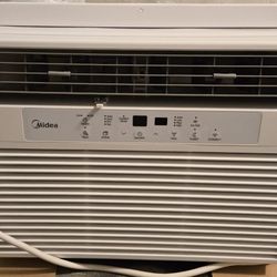 Medea 12,000 BTU Air Conditioner 