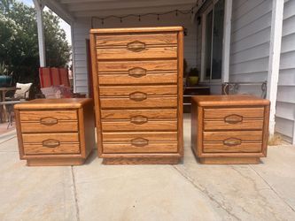Dresser and 2 night stand