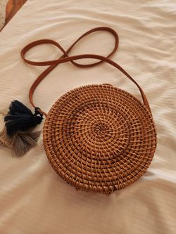 New round summer woven beach bag