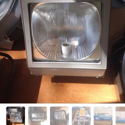 New Commercial & Residential Fixtures & Bulbs Hundreds $10k Appraisal $200 Or OBO 