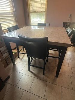 Dining RM Table & 4 Chairs