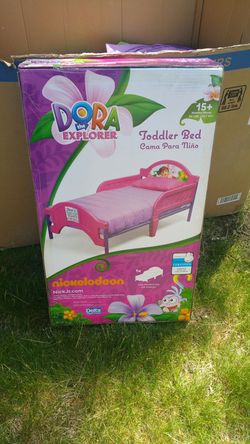 Dora the Explorer toddler bed