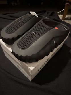 Nike Black Slip-On Mules / Textured Slides with Box