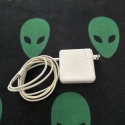 MacBook Pro Charger