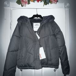 Hollister Puffer Jacket