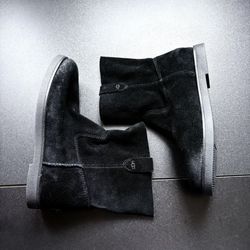 UGG Josefene Suede Boots in Black Size 6 women ankle booties rustic point slipon