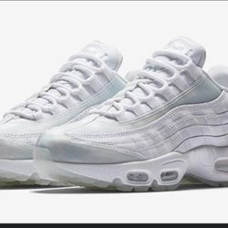 Wome's Nike Air Max 95