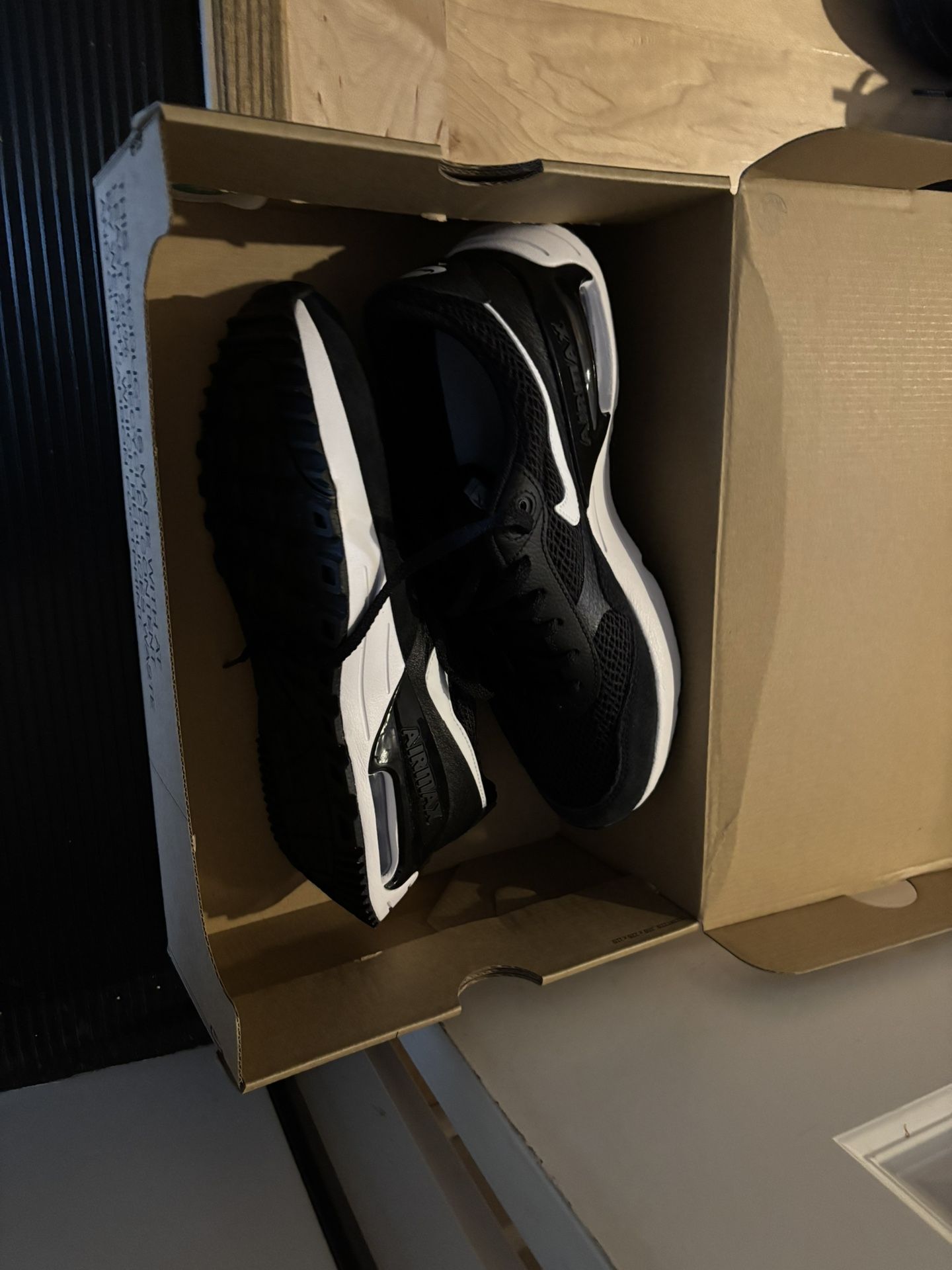 Black Air Maxes Size 6.5 New
