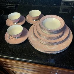 Vintage Flintridge China – Snow Tulip Pink – Platinum Trim – Made in California