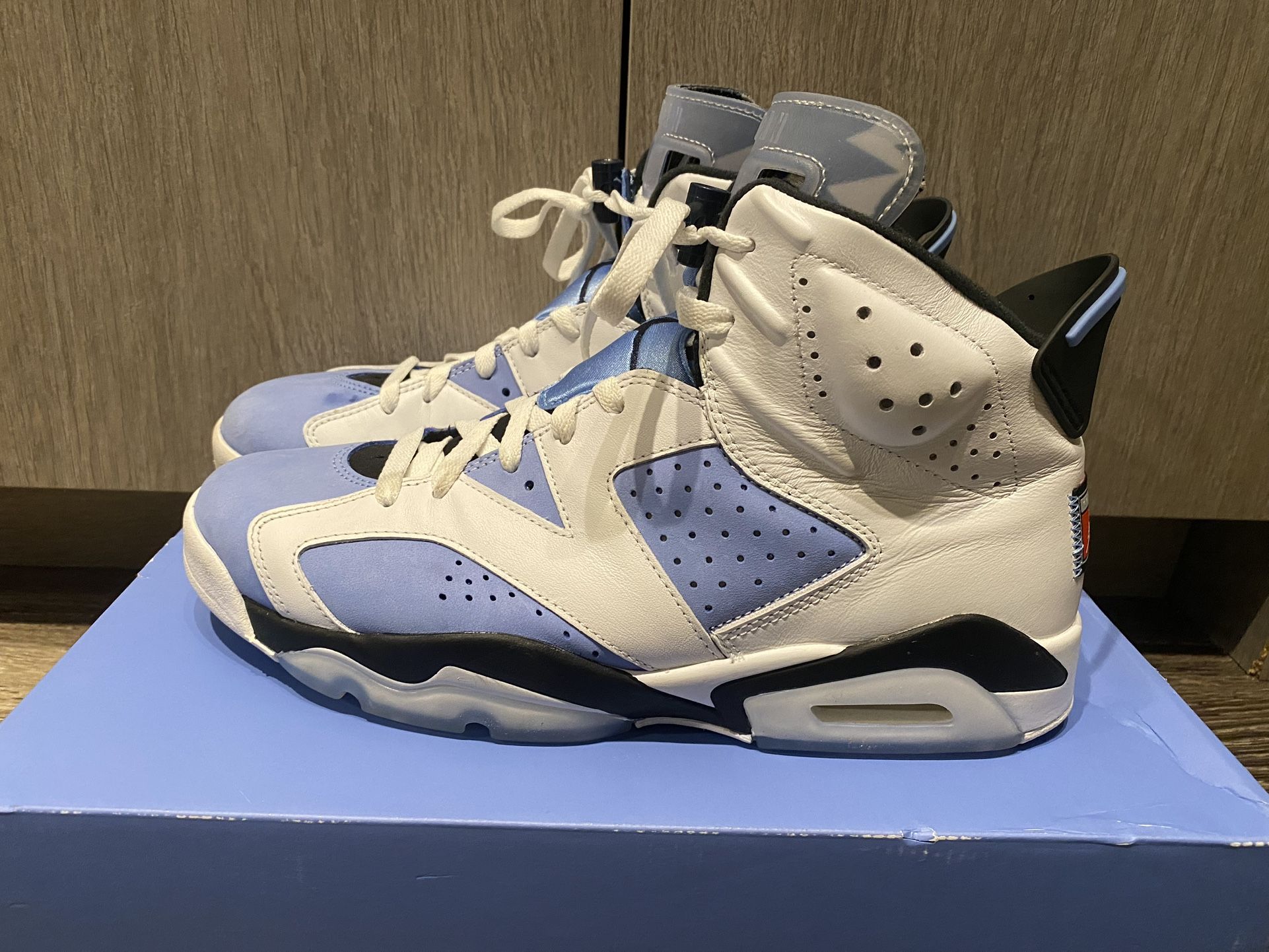 Jordan 6 UNC Size 11