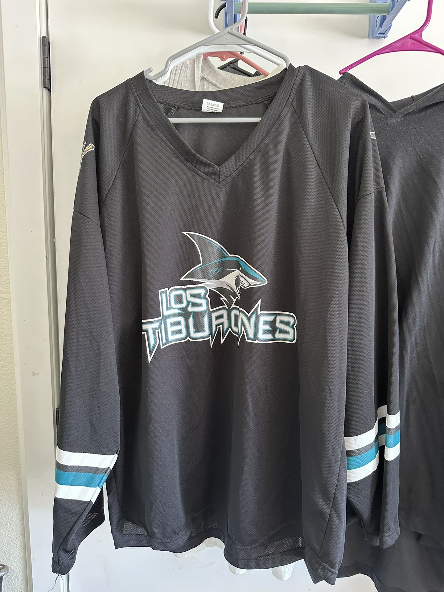 Los Tiburones Jersey