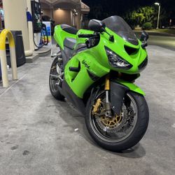 2005 ZX6R