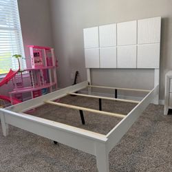 4 PC Queen Bedroom Set ( Mattress sold Separately )