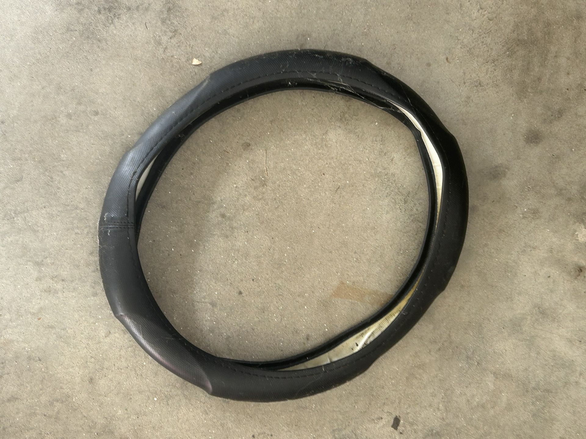 Car Or Truck Steering Wheel Hand Cover