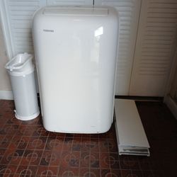 Toshiba Portable Air Conditioner 8000 BTU 115V R32