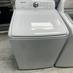 Samsung 4.5 Cu.ft Top Load Washer With Self Clean In White 