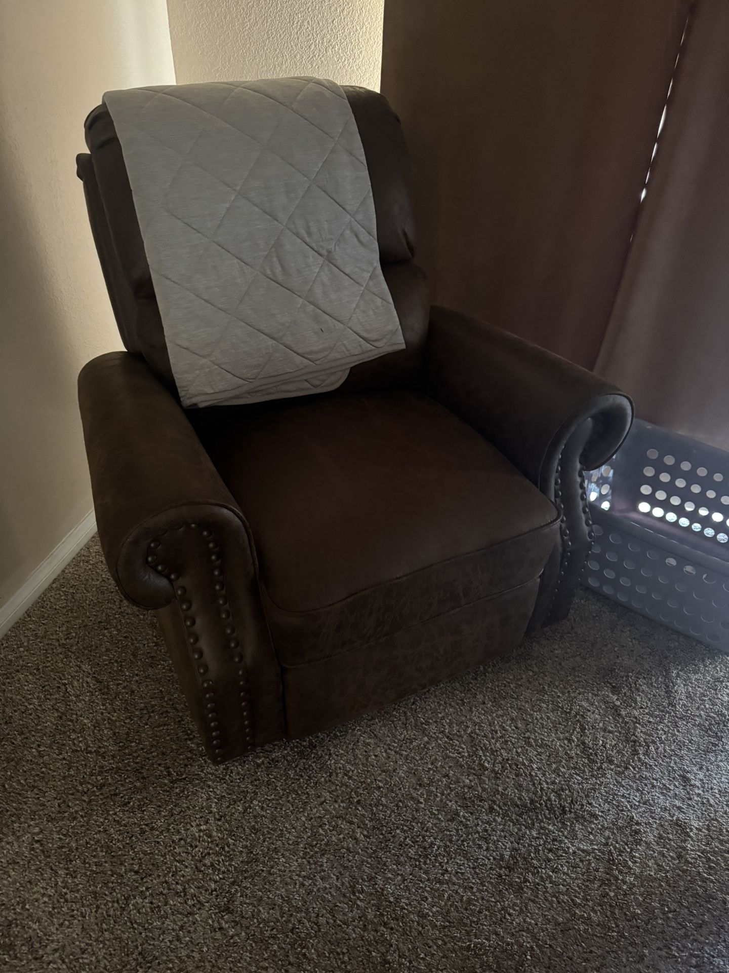 Recliner Chair