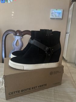 Boots For Women