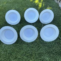 6  Dimmable Lights  (7.5)