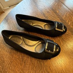 Abella Women’s Flats