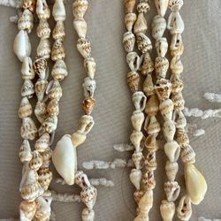Hawaiian Shell Necklaces – Handmade Natural Seashells