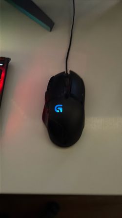 Logitech G402 Hyperion Fury Gaming Mouse