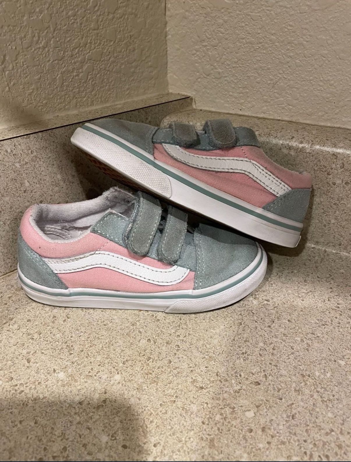 9c Vans