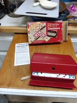Dominoes