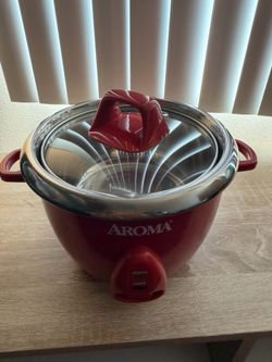 Small Aroma Rice Cooker (used) / Olla arrocera Aroma pequeña (usada)