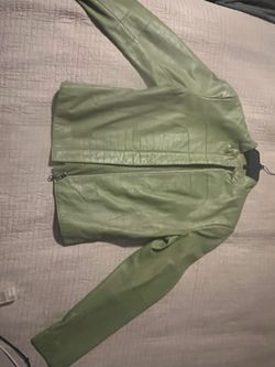 Women’s Elegant Green Family 100% Leather