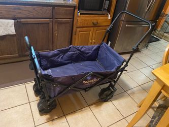 CARRITO PARA LA PULGA ESTA SUCIO Y UNA LLANTA ESTA GASTADA PERO TODAVIA SIRVE