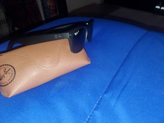 Ray Bay New Wayfarer Polorized $40 .