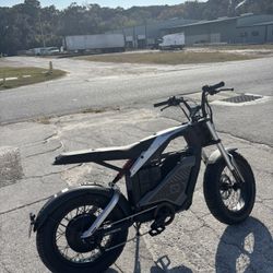 Segway Xyber Electric Bike 