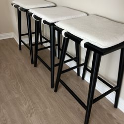 Counter Stool (THREE)