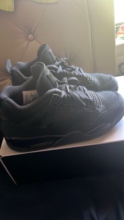 Black cat 4s