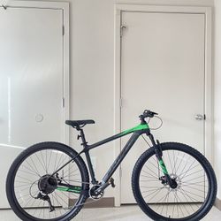Hyper Carbon X Mountain Bike 29”