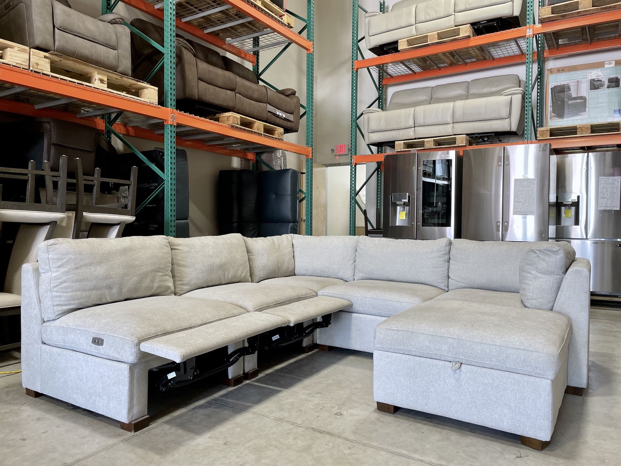 WAREHOUSE CLEARANCE | Thomasville Rockford 6-piece Fabric Modular Sectional, Gray